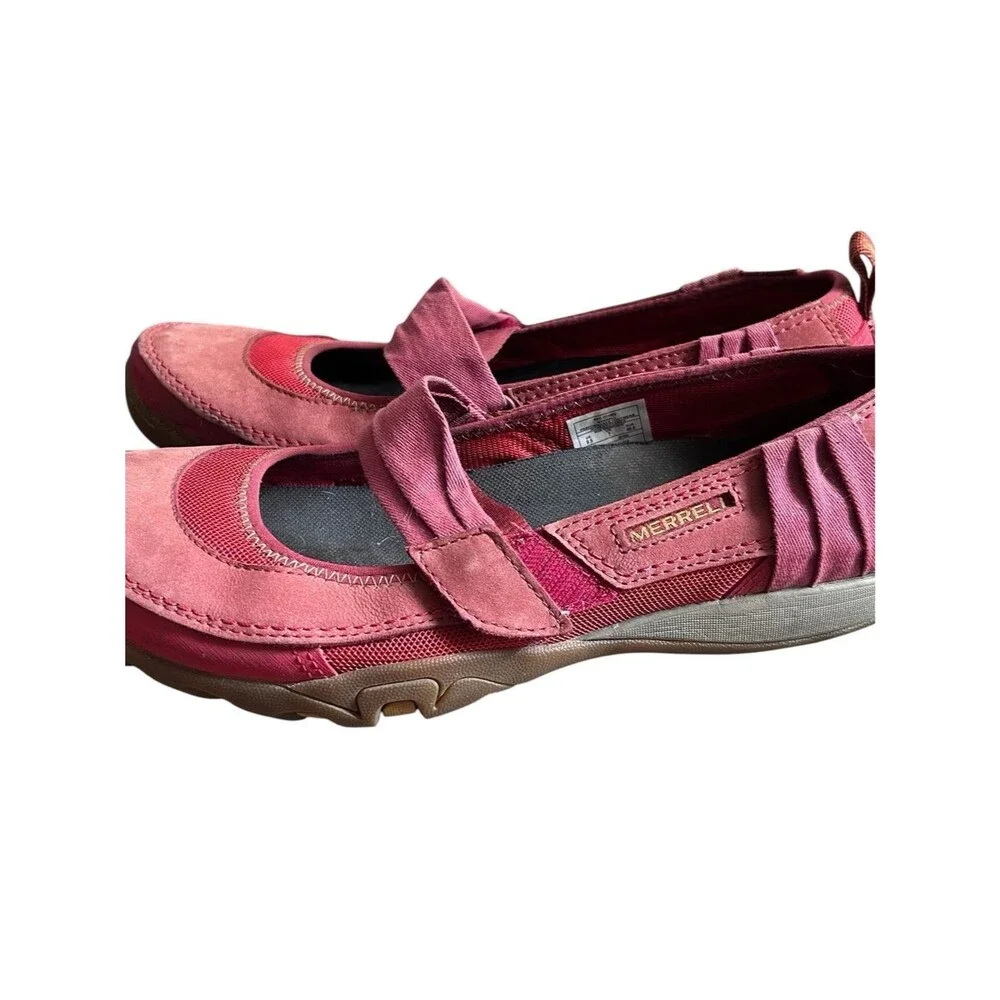 Merrell women red